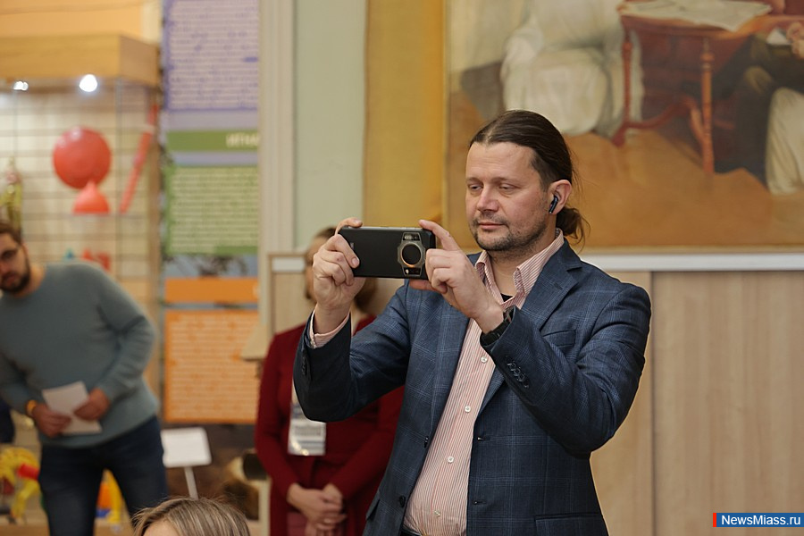 " "     .         18    