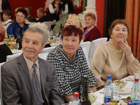 ������� ����� �������� � 1 ������ �������� 80-������ ������