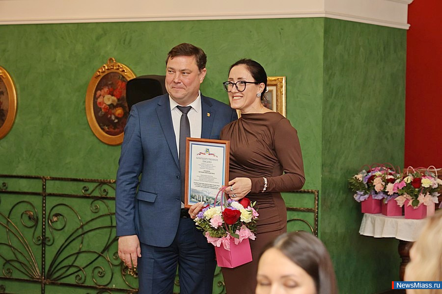 ������� ����� �������� � 1 ������ �������� 80-������ ������. ����������, ��� ������ ��������� �����������, � ����� ��� ������� ���������� ������� � ��� � 1 ������, ����� �� ������� ���������� ��������