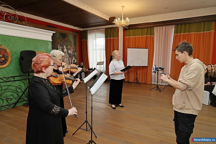 ������� ����� �������� � 1 ������ �������� 80-������ ������. ����������, ��� ������ ��������� �����������, � ����� ��� ������� ���������� ������� � ��� � 1 ������, ����� �� ������� ���������� ��������