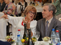 ������� ����� �������� � 1 ������ �������� 80-������ ������