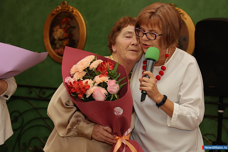 ������� ����� �������� � 1 ������ �������� 80-������ ������. ����������, ��� ������ ��������� �����������, � ����� ��� ������� ���������� ������� � ��� � 1 ������, ����� �� ������� ���������� ��������