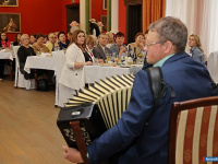 ������� ����� �������� � 1 ������ �������� 80-������ ������