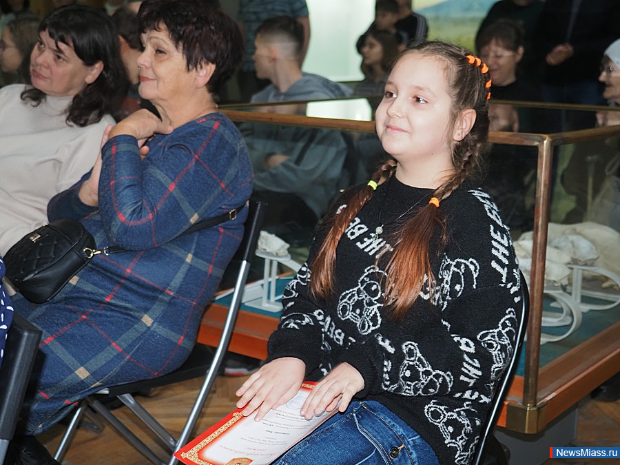 ������ "����������� � ��������" ���������� ��� ��������. �������� ��������, ��������� �� ������� ���������� ���������� ��������, ��������� � ����� ����������� �����������