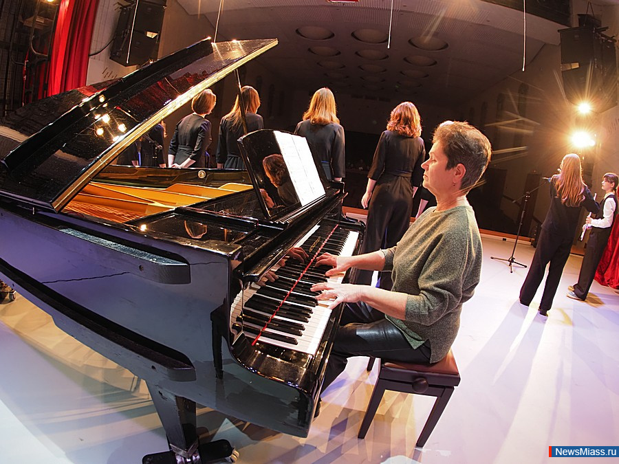 ������� ��������������� ������� ������ � ������. ����� � ���������� ����������� ���� ��������� ������ ������������ ����������� ����� �����������