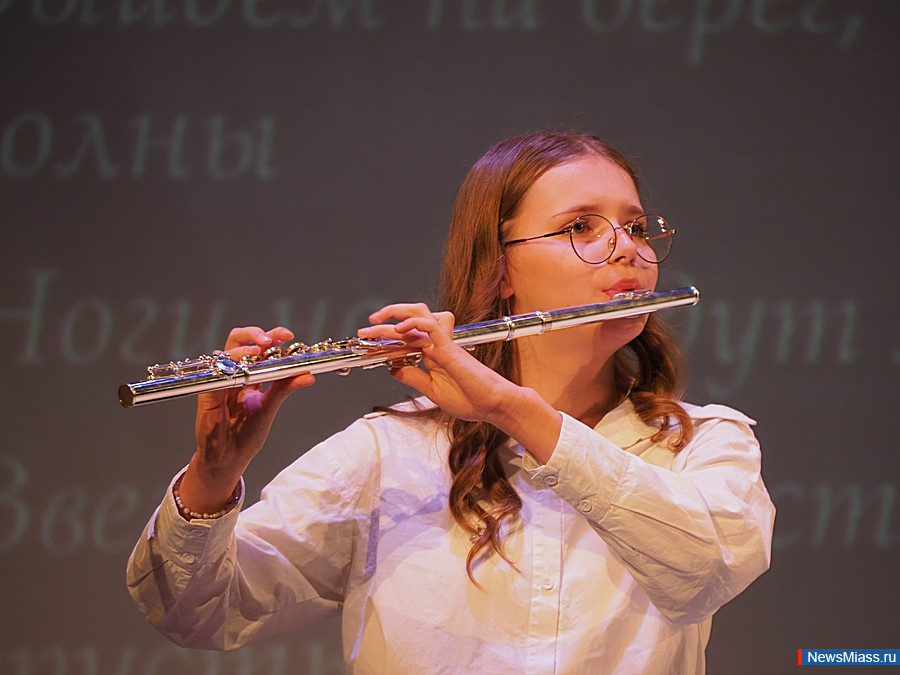 ������� ��������������� ������� ������ � ������. ����� � ���������� ����������� ���� ��������� ������ ������������ ����������� ����� �����������