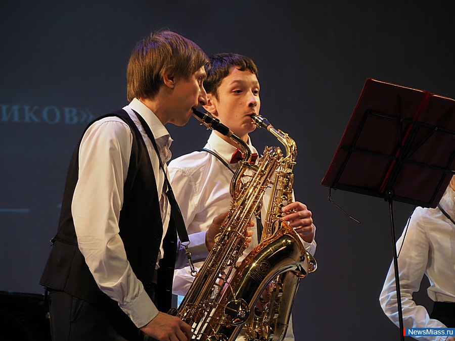 ������� ��������������� ������� ������ � ������. ����� � ���������� ����������� ���� ��������� ������ ������������ ����������� ����� �����������