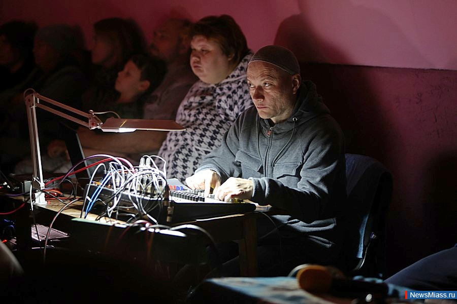 ��������� "�� ������� ������" ������ � ������. ������� ���� ��������� ���������� ����������, ��������� ��������� ���������� ��������� ����� � ������ ����������� �������