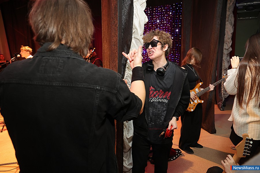 ��������� "�� ������� ������" ������ � ������. ������� ���� ��������� ���������� ����������, ��������� ��������� ���������� ��������� ����� � ������ ����������� �������