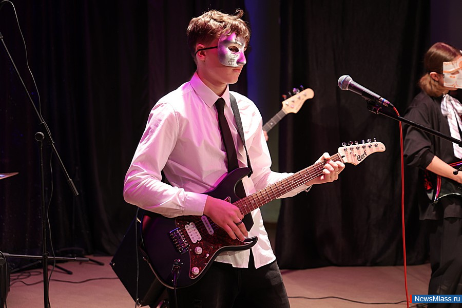 ��������� "�� ������� ������" ������ � ������. ������� ���� ��������� ���������� ����������, ��������� ��������� ���������� ��������� ����� � ������ ����������� �������