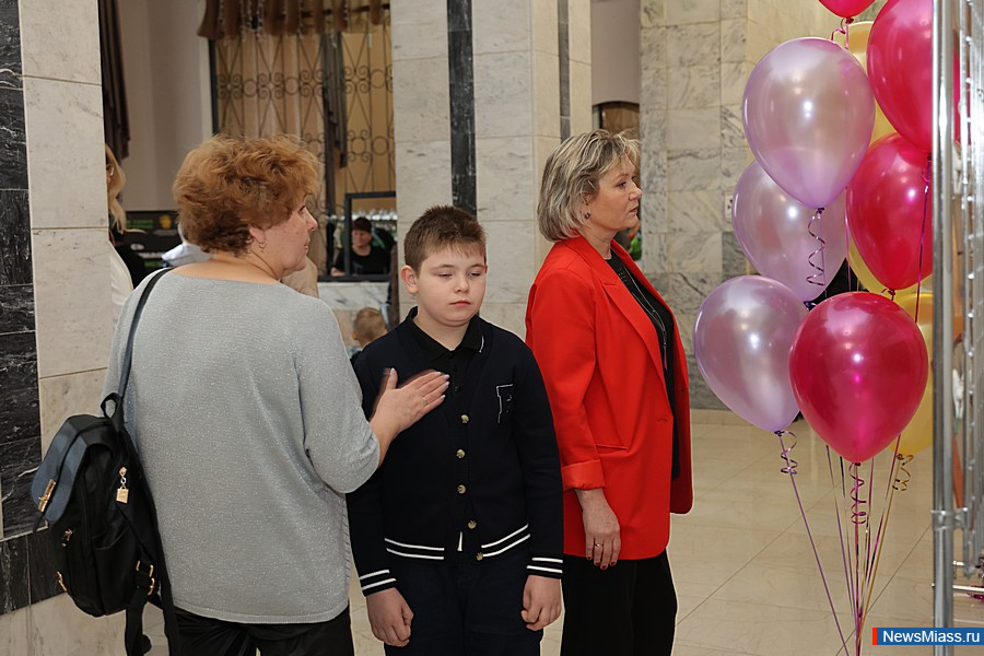 Ҹ    " "   .    ,          -  ,    