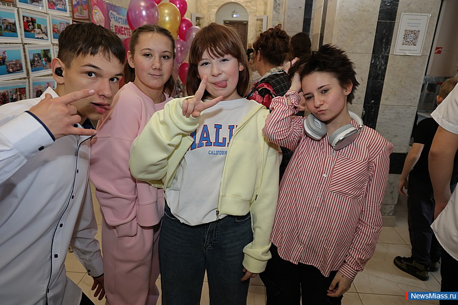 Ҹ    " "   .    ,          -  ,    