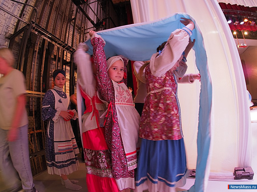 � ������ ��������� ������������ ��������� ������� "ZOV �����". � �������� ����������������� ���������� ������� ������� ���������� �� ������� �����������, �������, ������������ �������� � �������������