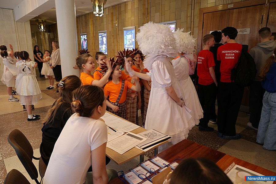       "ZOV ".          , ,    