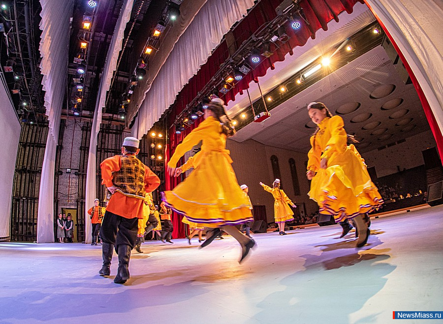 � ������ ��������� ������������ ��������� ������� "ZOV �����". � �������� ����������������� ���������� ������� ������� ���������� �� ������� �����������, �������, ������������ �������� � �������������