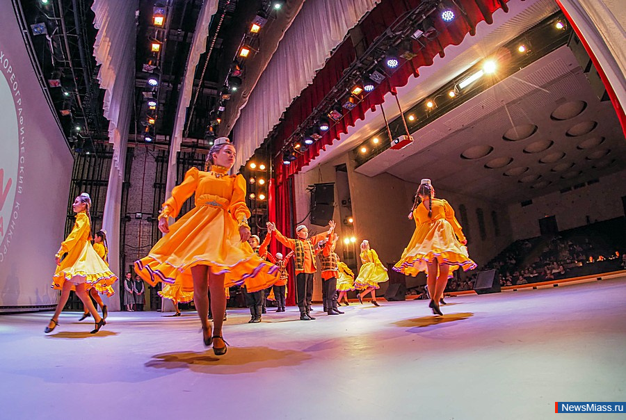 � ������ ��������� ������������ ��������� ������� "ZOV �����". � �������� ����������������� ���������� ������� ������� ���������� �� ������� �����������, �������, ������������ �������� � �������������