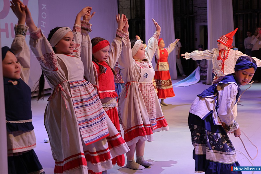 � ������ ��������� ������������ ��������� ������� "ZOV �����". � �������� ����������������� ���������� ������� ������� ���������� �� ������� �����������, �������, ������������ �������� � �������������