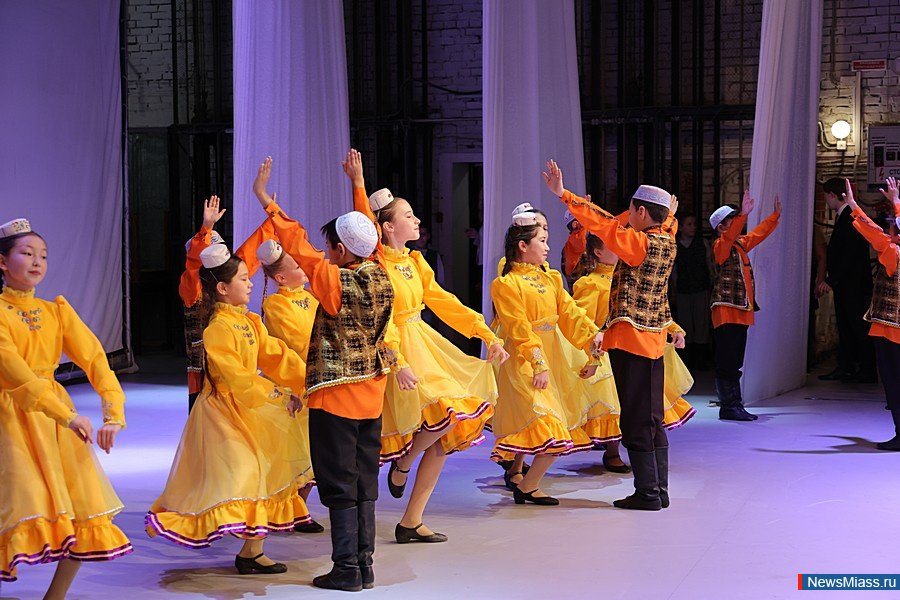 � ������ ��������� ������������ ��������� ������� "ZOV �����". � �������� ����������������� ���������� ������� ������� ���������� �� ������� �����������, �������, ������������ �������� � �������������