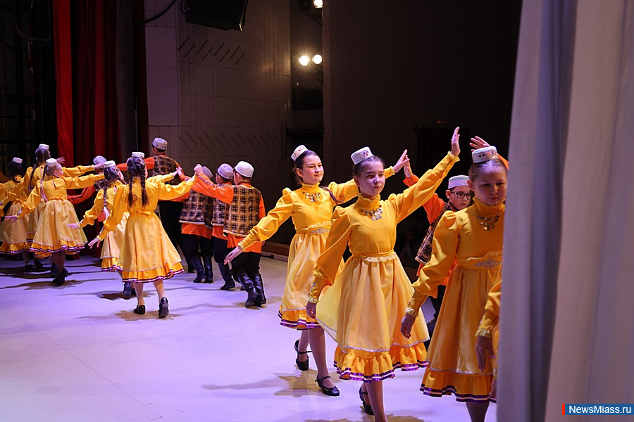 � ������ ��������� ������������ ��������� ������� "ZOV �����". � �������� ����������������� ���������� ������� ������� ���������� �� ������� �����������, �������, ������������ �������� � �������������