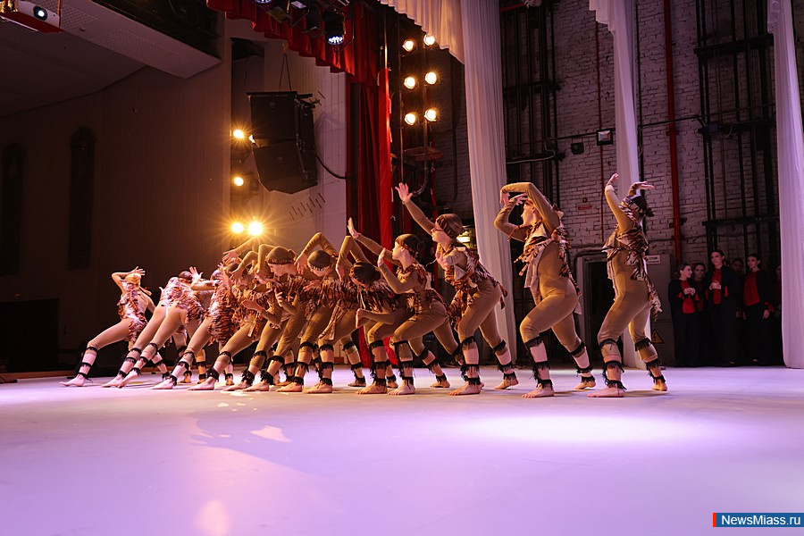 � ������ ��������� ������������ ��������� ������� "ZOV �����". � �������� ����������������� ���������� ������� ������� ���������� �� ������� �����������, �������, ������������ �������� � �������������