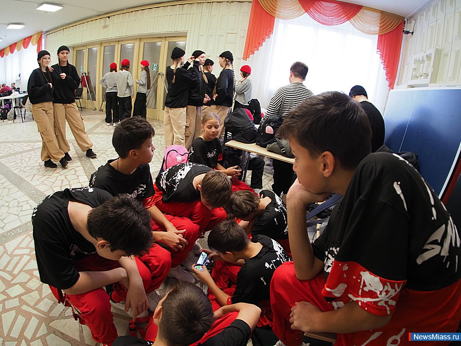 � ������ ��������� ������������ ��������� ������� "ZOV �����". � �������� ����������������� ���������� ������� ������� ���������� �� ������� �����������, �������, ������������ �������� � �������������