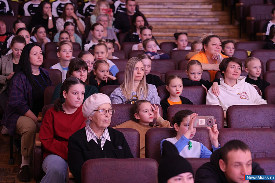 � ������ ��������� ������������ ��������� ������� "ZOV �����". � �������� ����������������� ���������� ������� ������� ���������� �� ������� �����������, �������, ������������ �������� � �������������