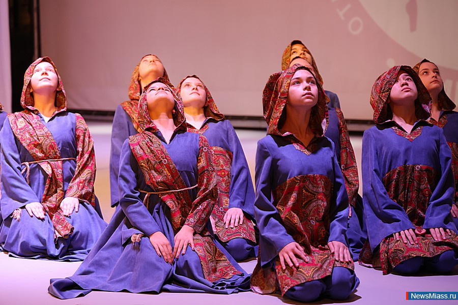 � ������ ��������� ������������ ��������� ������� "ZOV �����". � �������� ����������������� ���������� ������� ������� ���������� �� ������� �����������, �������, ������������ �������� � �������������