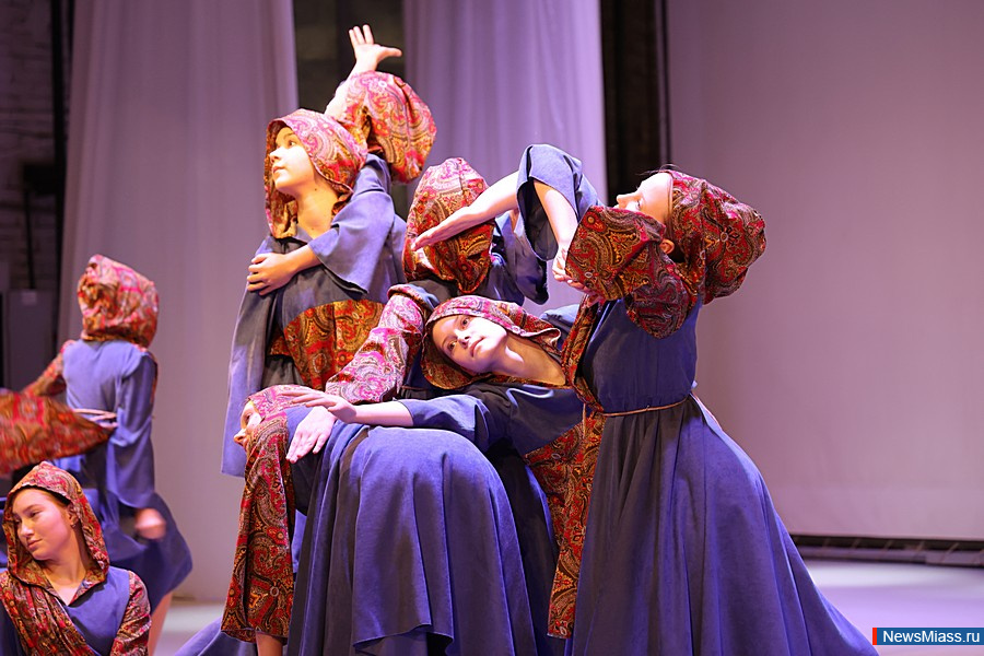 � ������ ��������� ������������ ��������� ������� "ZOV �����". � �������� ����������������� ���������� ������� ������� ���������� �� ������� �����������, �������, ������������ �������� � �������������