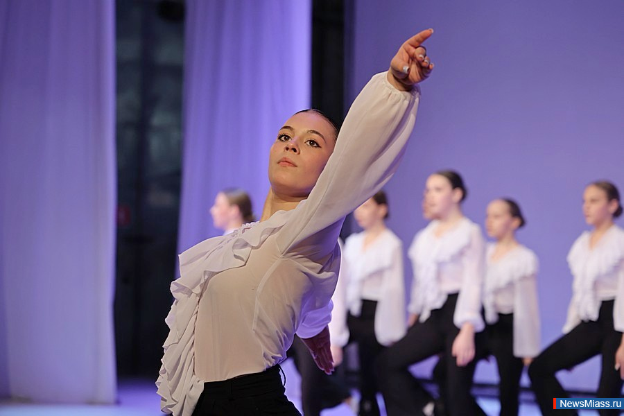 � ������ ��������� ������������ ��������� ������� "ZOV �����". � �������� ����������������� ���������� ������� ������� ���������� �� ������� �����������, �������, ������������ �������� � �������������