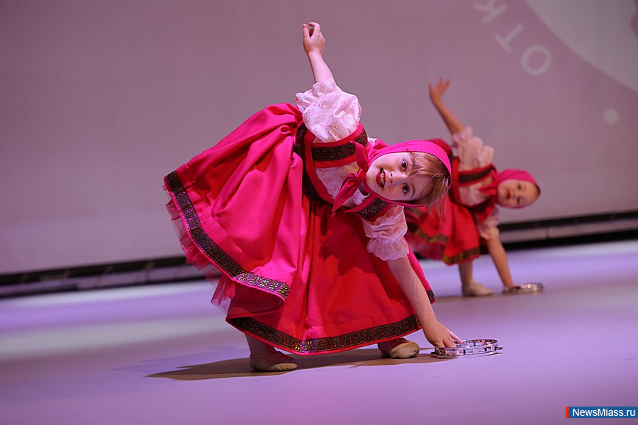 � ������ ��������� ������������ ��������� ������� "ZOV �����". � �������� ����������������� ���������� ������� ������� ���������� �� ������� �����������, �������, ������������ �������� � �������������