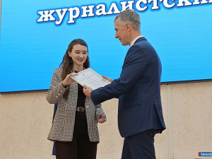 ����� �������� ������������� ����� ������� � ������