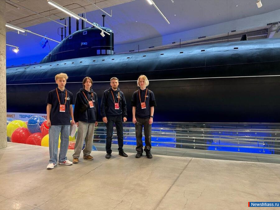     .     -        " 2025"