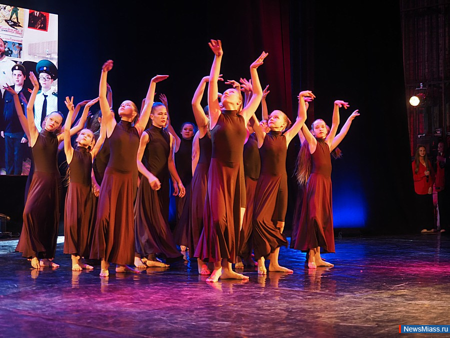      -     .  ,  252-     ,      