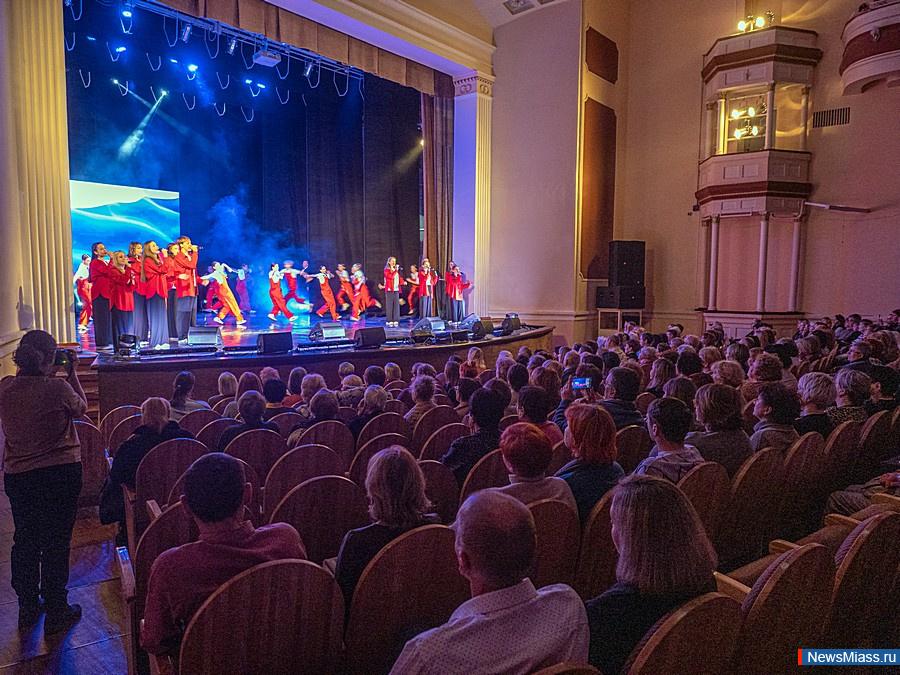      -     .  ,  252-     ,      