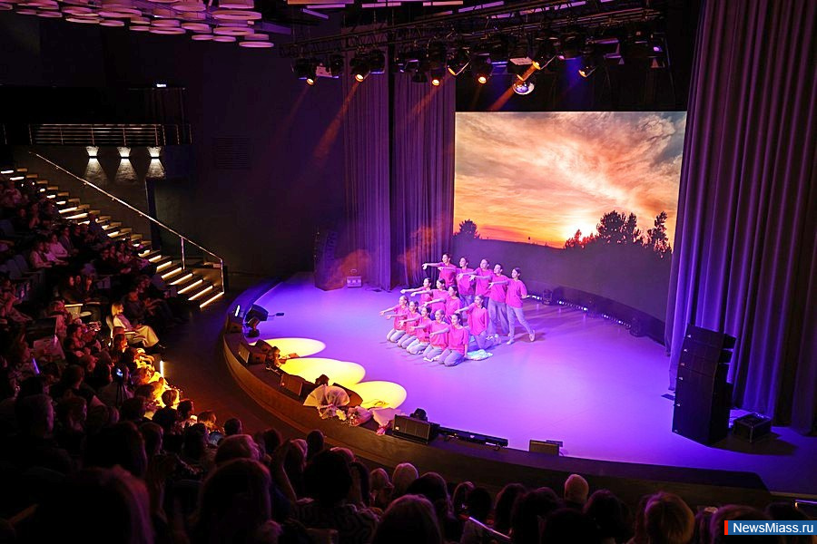 "��� �������" ������ ������� 25-������ ������. ����� ����� ������� ��������� - �� ������� ������ ������� ���������� ��������