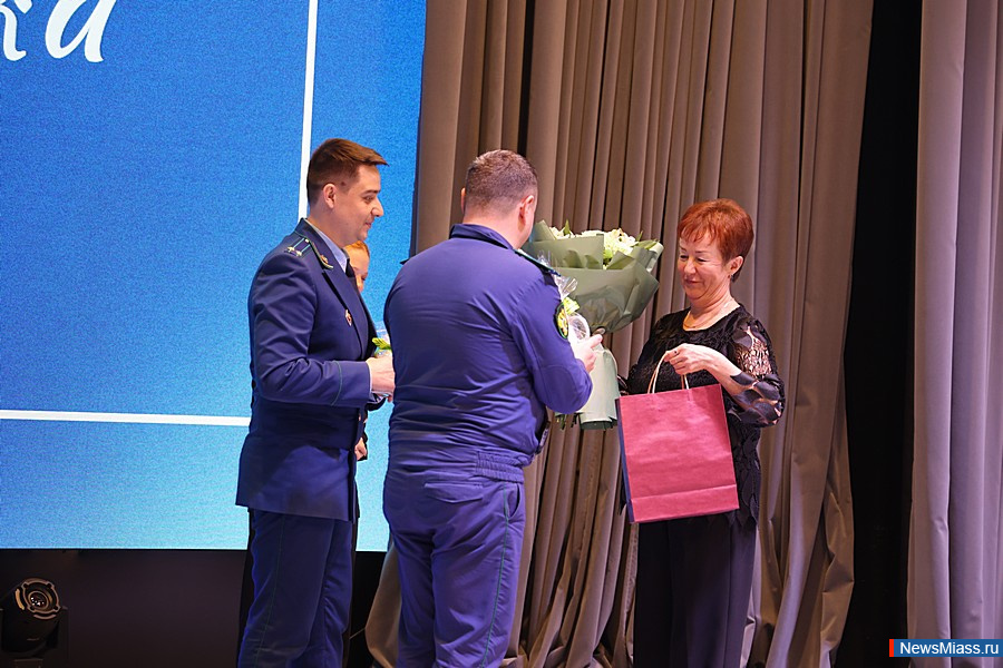 "��� �������" ������ ������� 25-������ ������. ����� ����� ������� ��������� - �� ������� ������ ������� ���������� ��������