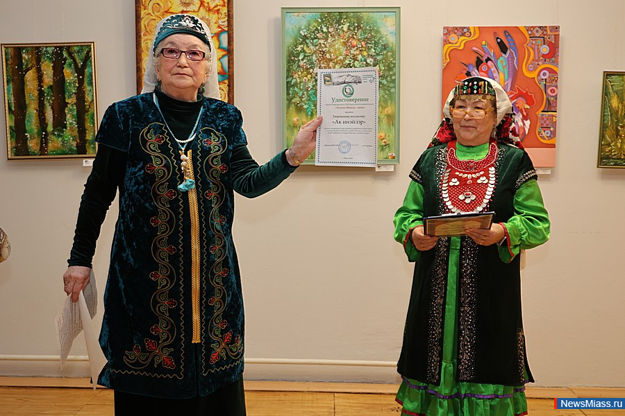   "  "   . ,   ,     " "