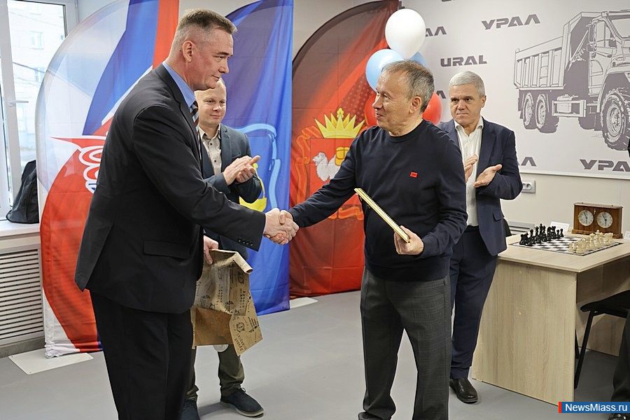 � ����������� ����� ������ ������ ��������� ����. ����� ��������� ������ "��������� ������" ���������� �� ����������� ������������ ������� � 4