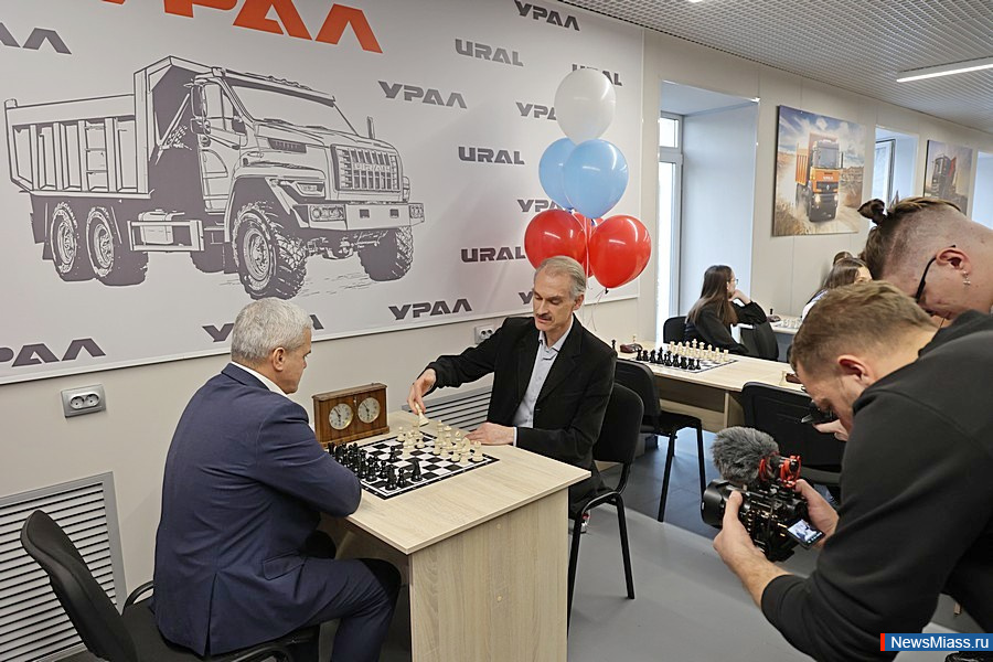 � ����������� ����� ������ ������ ��������� ����. ����� ��������� ������ "��������� ������" ���������� �� ����������� ������������ ������� � 4