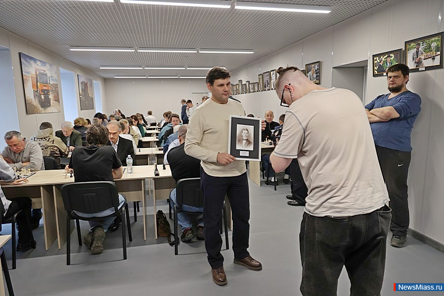 � ����������� ����� ������ ������ ��������� ����. ����� ��������� ������ "��������� ������" ���������� �� ����������� ������������ ������� � 4