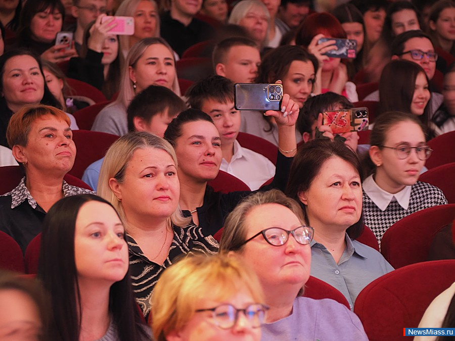 "��� �� �������. ��� - ���������. � ��� �������� �����". � ������ � ������ ������� "���������� ����� ��� ��������� ����������" ���������� �������� ��������� "����� - ����� ��������"