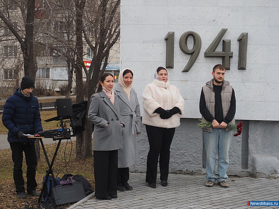 � ������ ������� ������ �������� ������, ���������� ������. ������������� ����������� ���� ���������� �� ��� ������������ �������