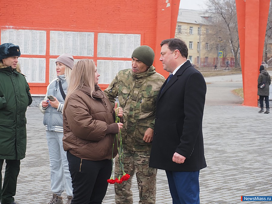 � ������ ������� ������ �������� ������, ���������� ������. ������������� ����������� ���� ���������� �� ��� ������������ �������