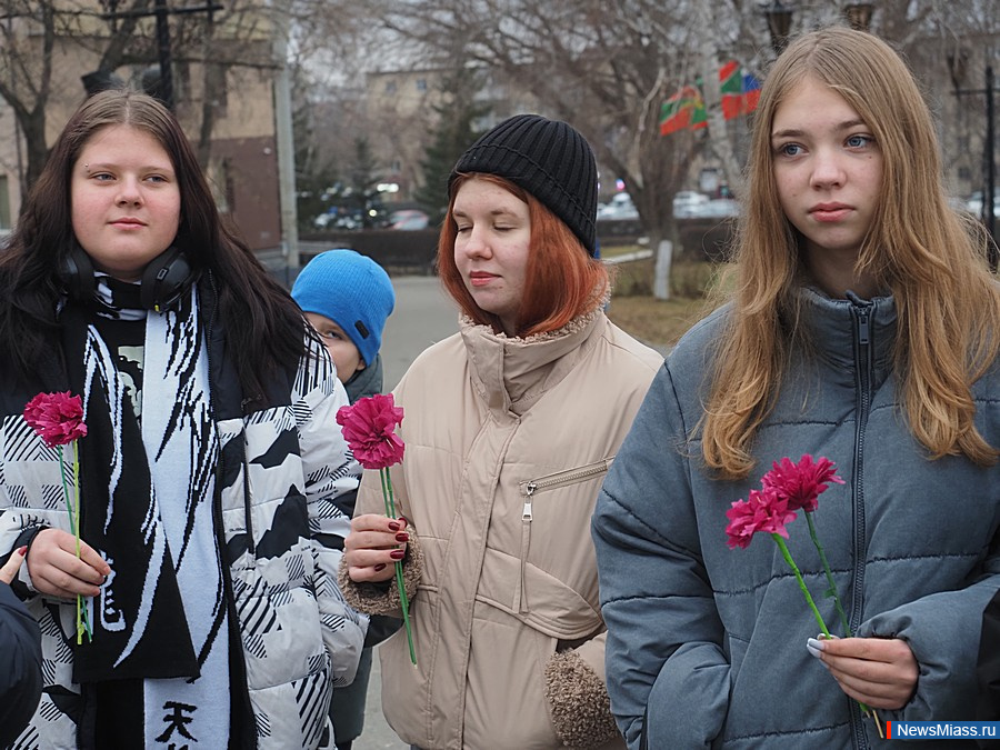 � ������ ������� ������ �������� ������, ���������� ������. ������������� ����������� ���� ���������� �� ��� ������������ �������