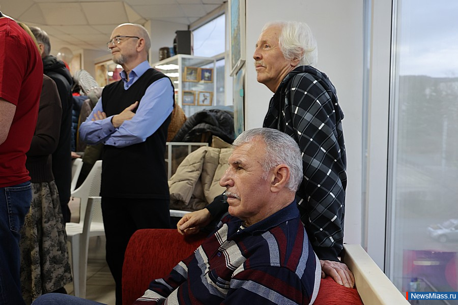   ""   20-.      ,     ,    , ,  