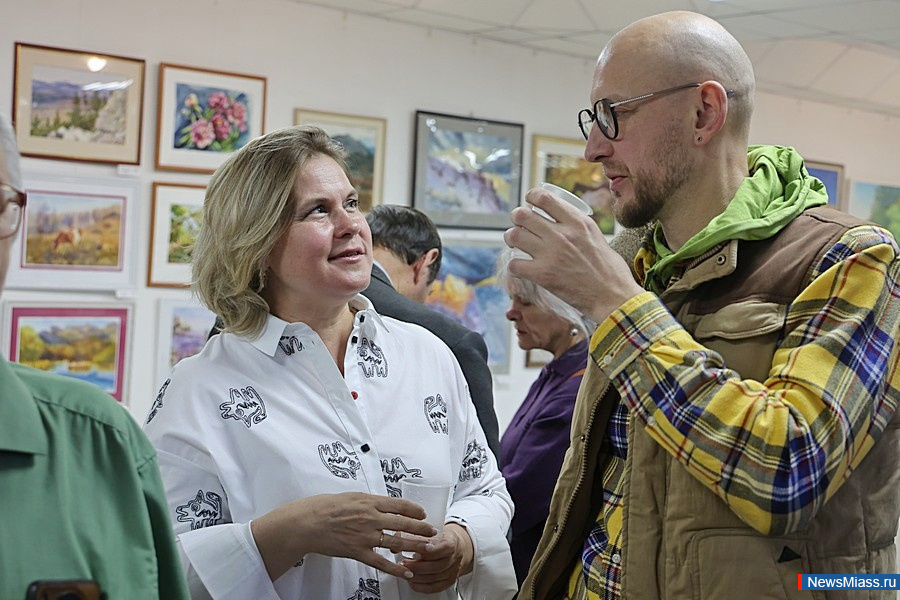   ""   20-.      ,     ,    , ,  