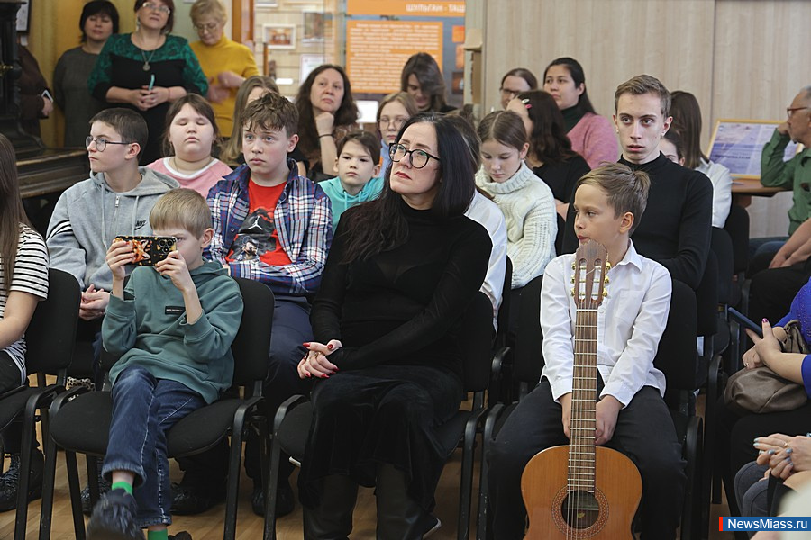 �������� "������� ����" ������� ������� ��������� � ������. ���������� ������ �� ������ ����������� � ���������� ���������� ������� ����� ����, �� � ����� ���������� � ����������