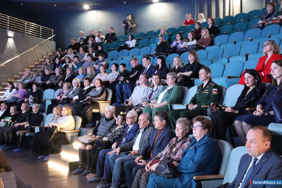 � ������ �������� �������� ������� �����������. �� �������� �������� ���� ��������� �������� �������, ������� ��������� ����������� ��������������� �����