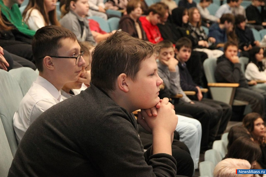 ���������� ������ �������� ������ � ������� ����������. ������������, ����������� 82-� ��������� ������������ ���������� �� �������, ������ � ������ ������� "������"