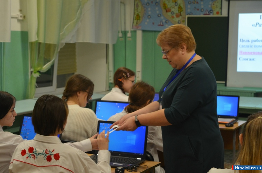 ������������� ���� �������� "������� ����" �������� � ������. � ���� ���� ���������� �������� ������������ ��������� ����� � 1